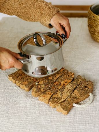 Trivet-1a