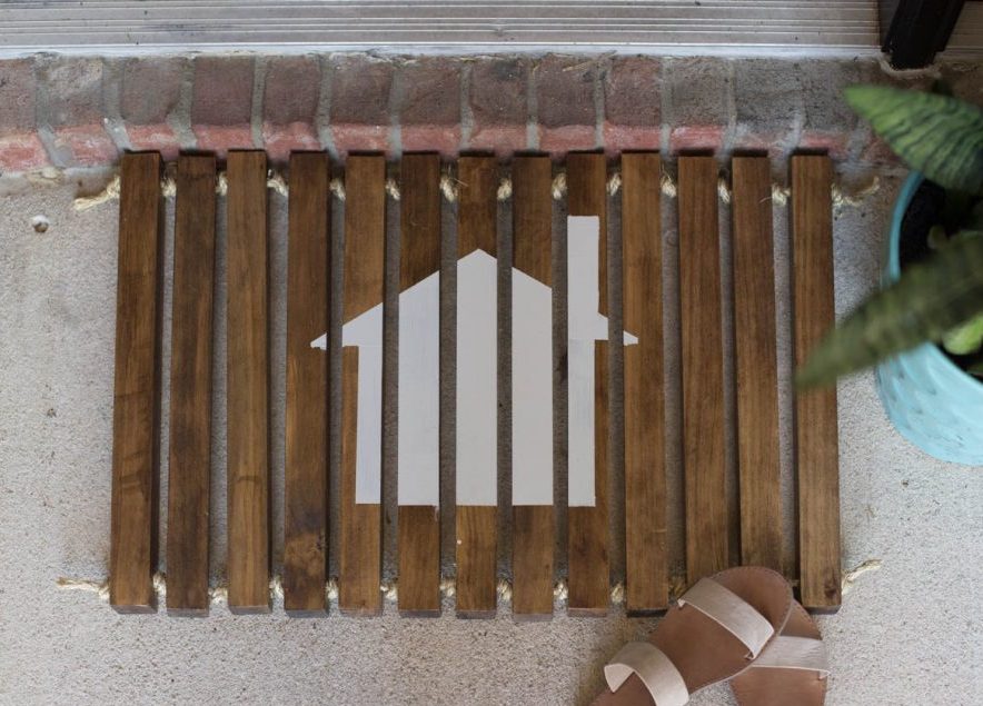 wood-door-mat 5aa1