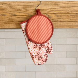 Pot Holder & Oven Gloves Set of 2